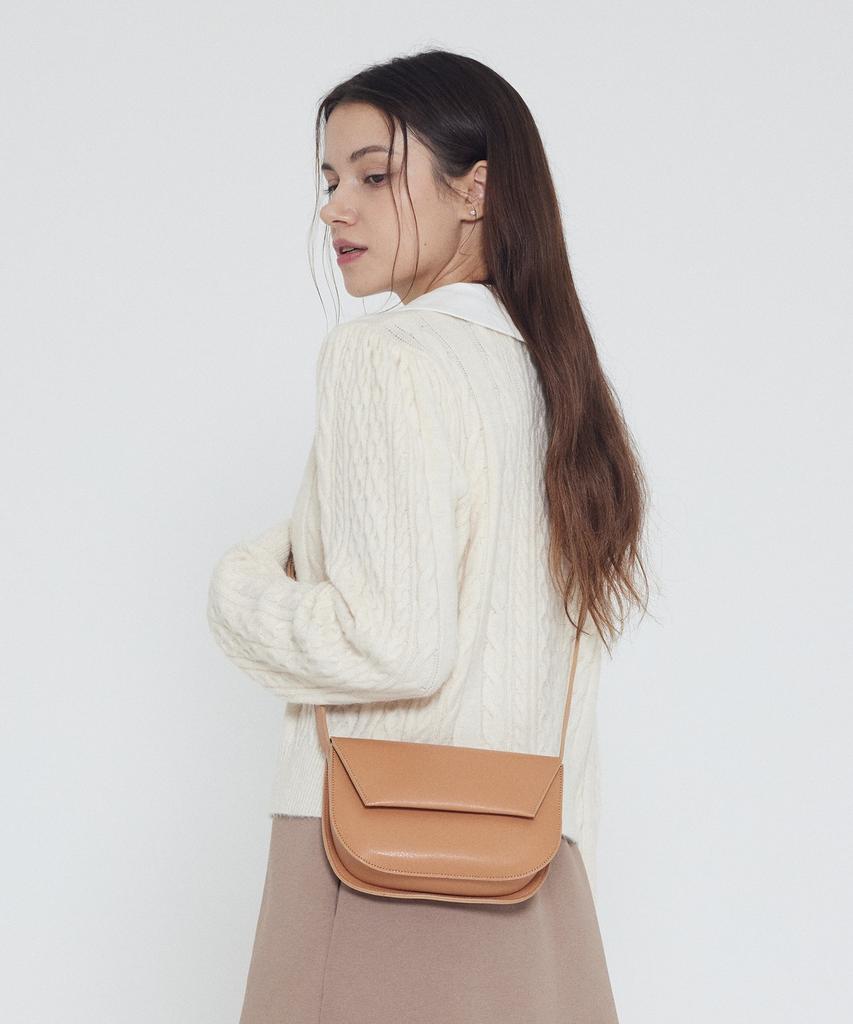 Cargobros For Woman Circle Mini Crossbody Bag (Beige)