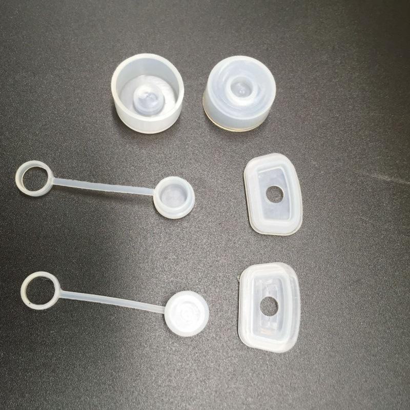 6dílná sada silikonových čepiček na brčka ve více barvách, cestovní zátky proti vytečení