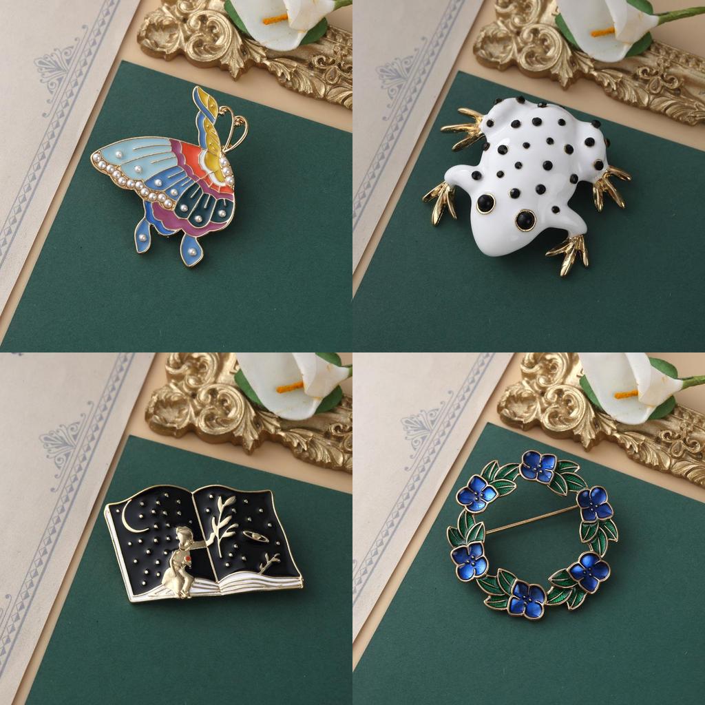 Spilla Femminile Vintage in Cristallo con Corona a Croce per Accessori Moda Regalo