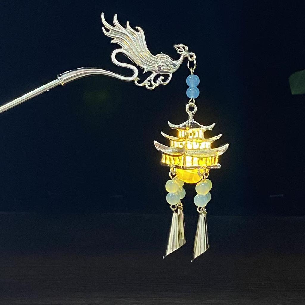 Ancient Style Luminous Hairpin: High-End Alloy Lantern Design for Hanfu Skirts