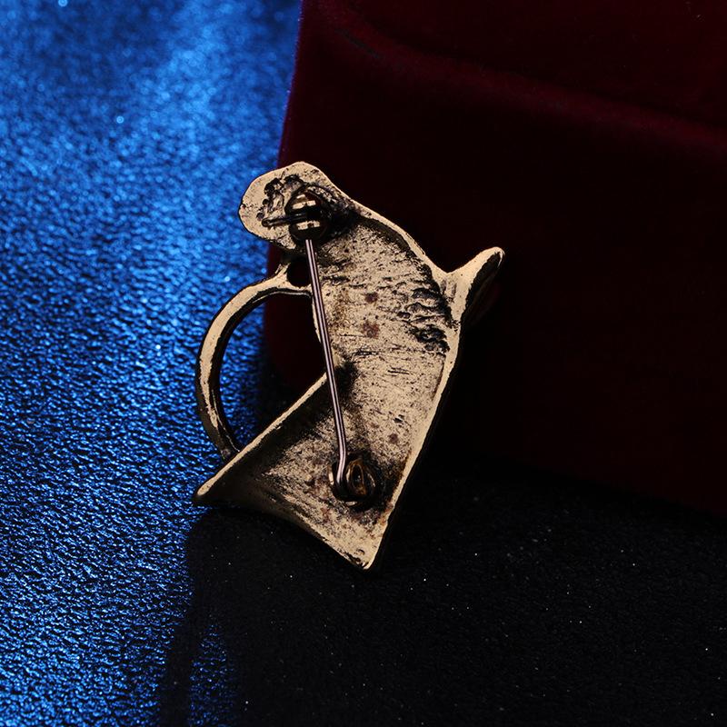 Retro Horse Head Brooches Men 'S Suit Shirt Badge Metallic Animal Lapel Pins Corsage Modish Stylish Clothing Accessories High QualityVintage Jewelry