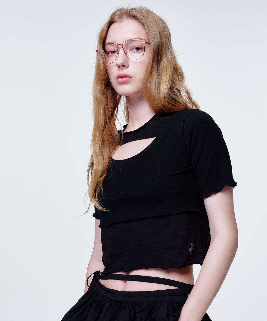 2113 STUDIO Cross Cut Crop Black