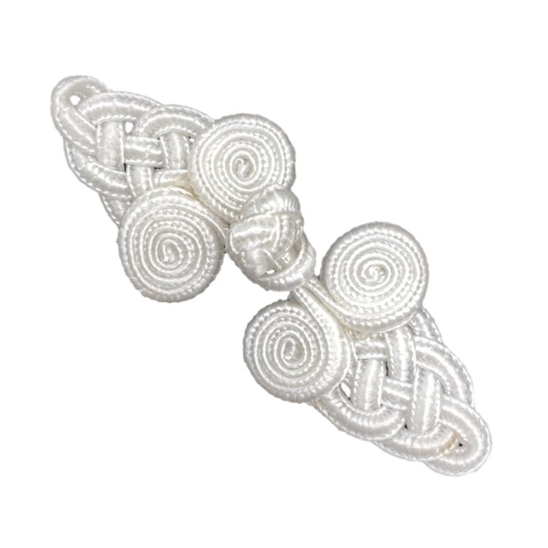 

Delicate Strawberry Sewing Button Cheongsam Shirt Buttons Exquisite Craftsmanship for Fashion Enthusiasts of All Ages