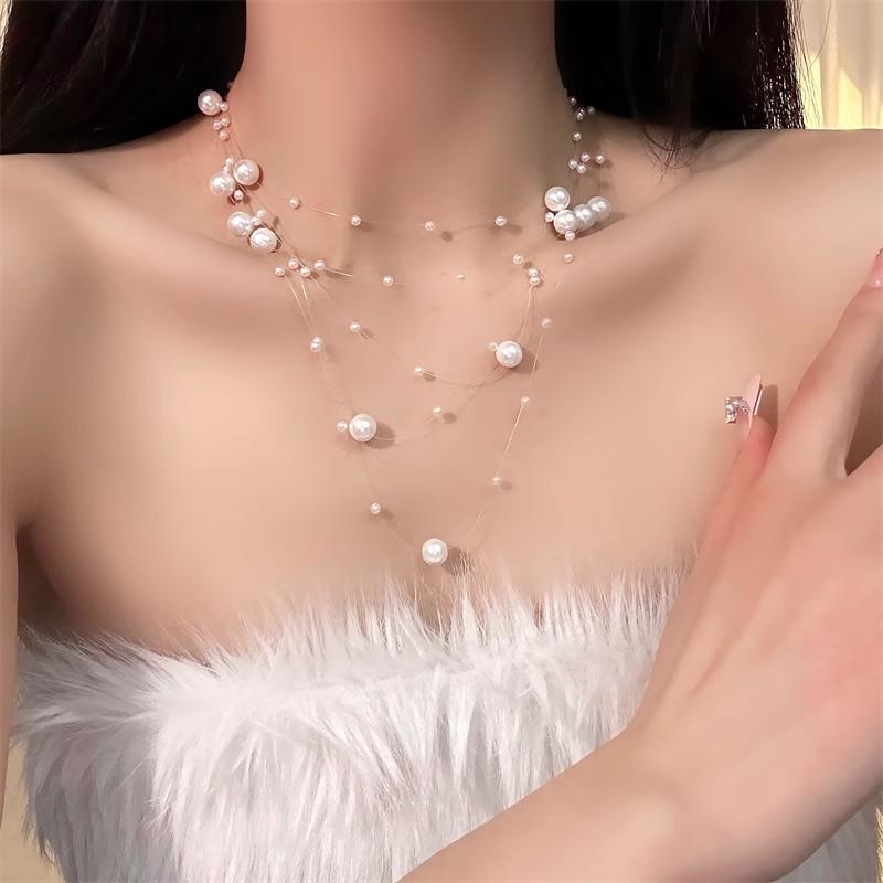 2025 High-End Gothic Punk Necklace: Y2K Dark Style Clavicle Chain for Women