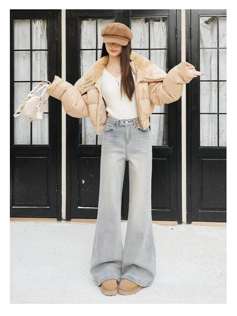 Women's High-Waisted Flared Jeans with Fleece Lining, Winter Collection, Pear-Shaped Fit, Slimming, Small Horse Embroidery, Narrow Flare, Relaxed Fit.