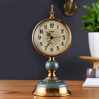 Retro Table Clock Creative Living Room Dining Room Restaurant Bedroom Indoor Home Decoration Silent Metal Desk Clock Gift Clocks