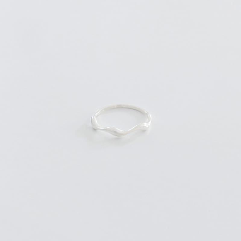 STILL INSTANT Sea Wave Ring