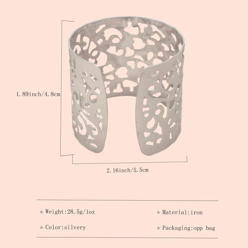 Women's European & American Fashion Metal Hollow-Out Exaggerated Elastic Bracelet Armlet