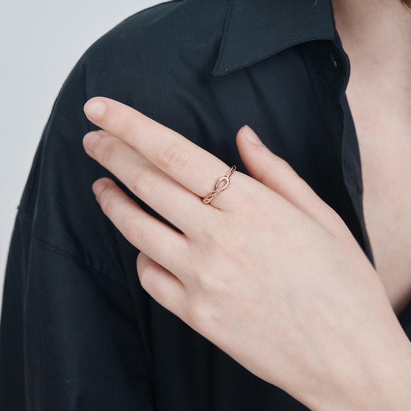 ELLE Jewelry Ella Twist Open Ring ELBRWR138