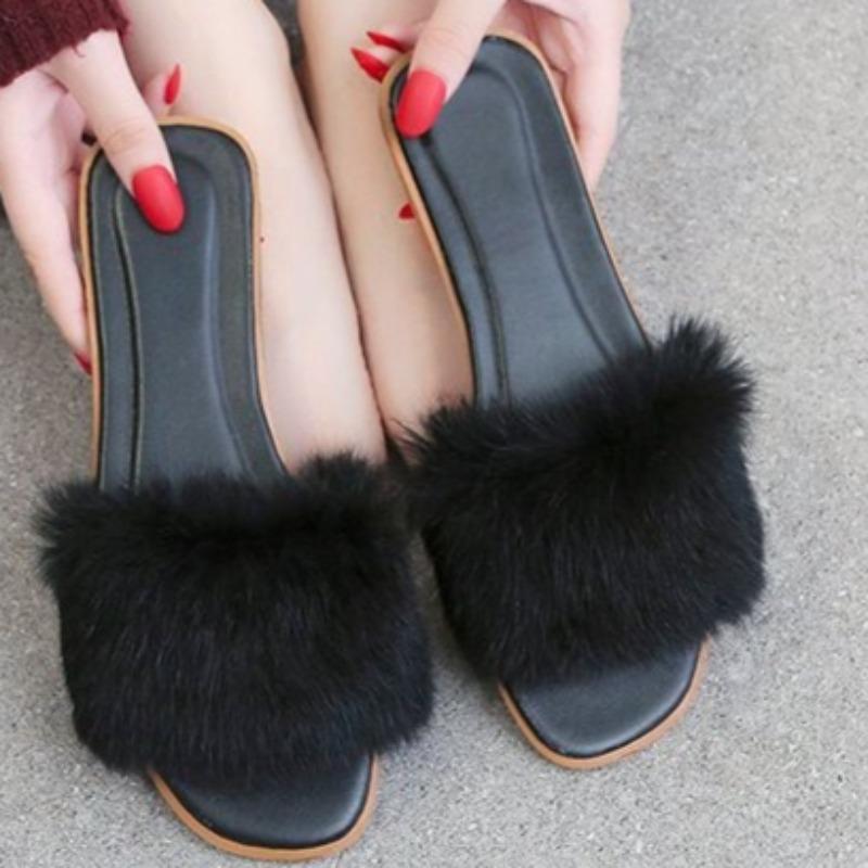 Móda 2024 nové letní módní dámské pantofle korejská verze plochá podrážka čtvercová špička dolů dospělé sandály