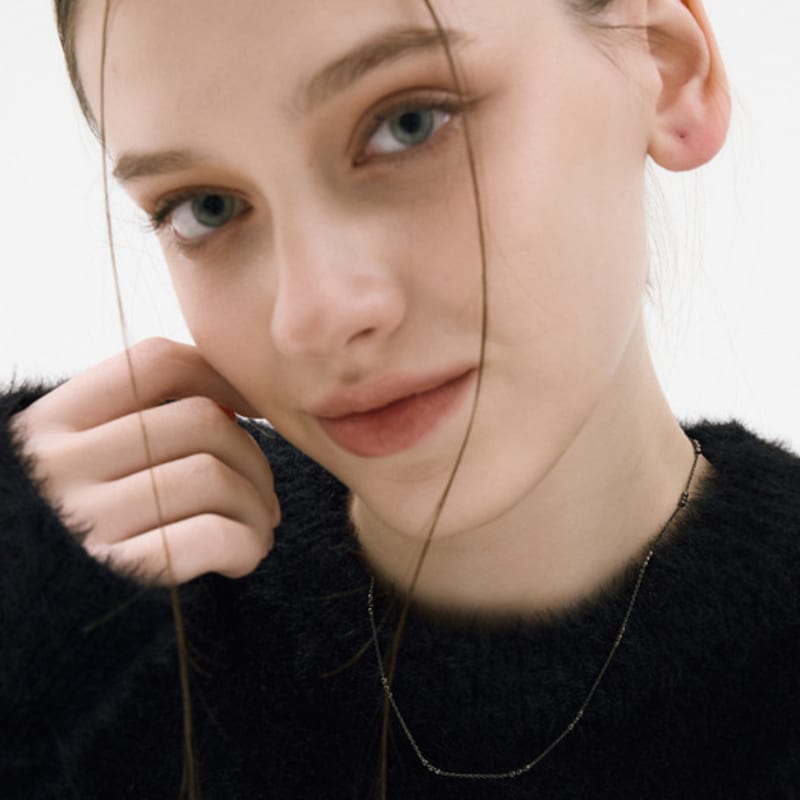 L’OMBRILLANT Black Chain Choker Necklace