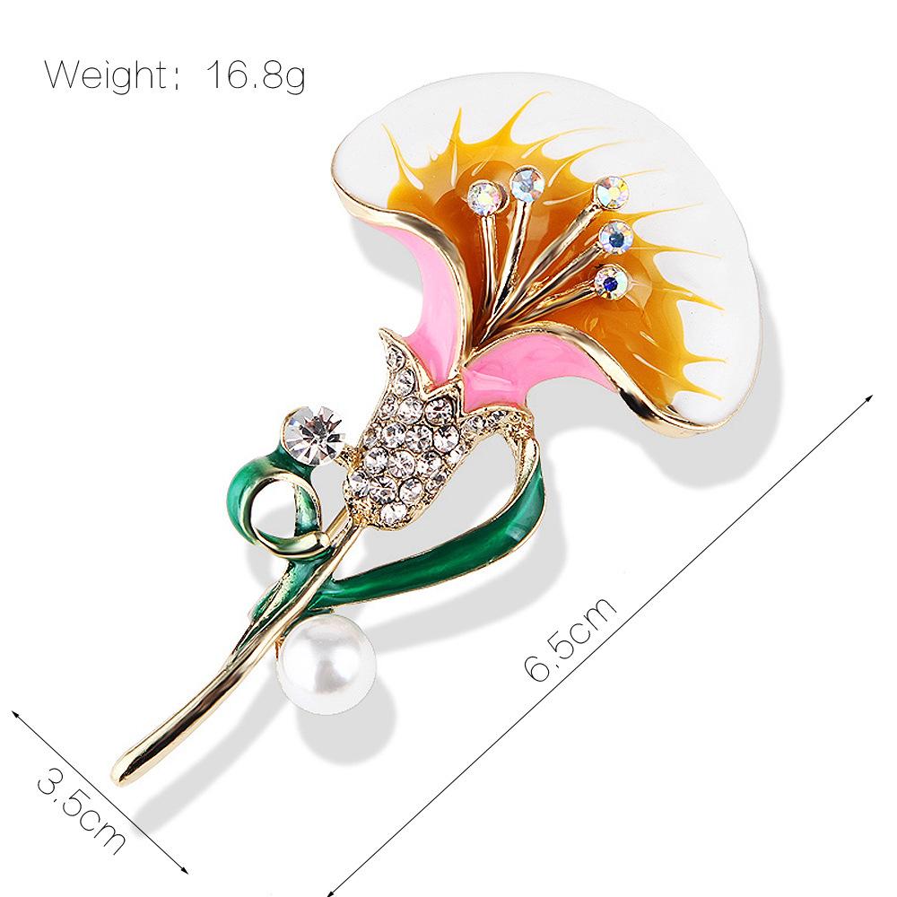 

Plant Flower Brooch Simple Temperament Corsage Anti-travelling Enamel Silk Scarf Buckle Pearl Pin Accessories Perfect Gift for Couples