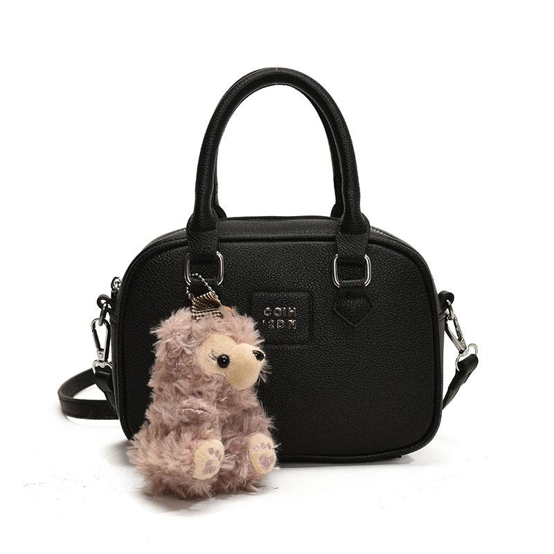 Early Spring Hot Sale French Niche Fashionable Portable Bowling Bag Solid Color Versatile Temperament Advanced Sense Messenger Women's Bag