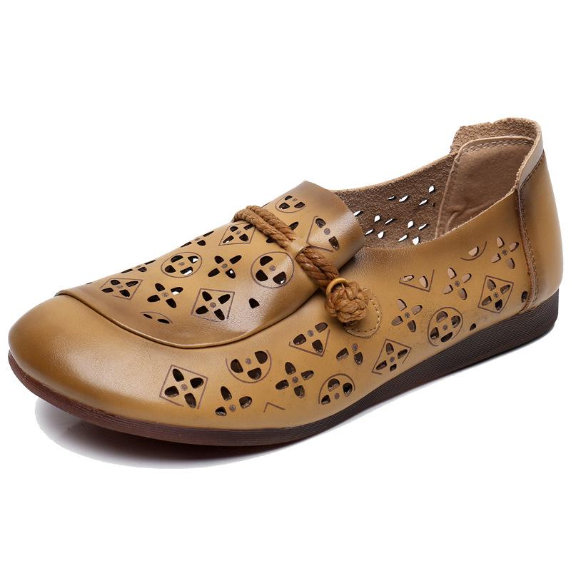 Leather round head flat bottom mother shoes soft sole soft surface comfortable foot women's single shoes deep mouth middle-aged women's leather shoes