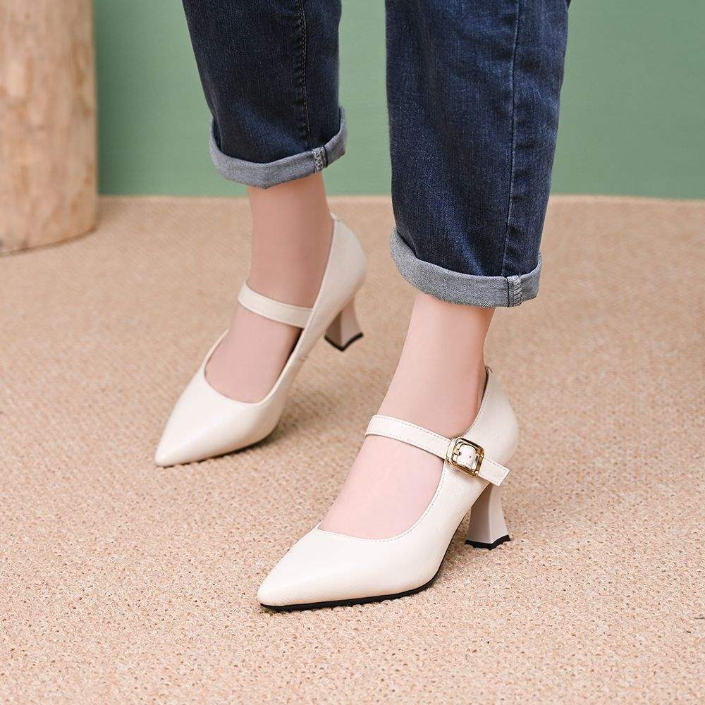 Guofeng soft-soled high-heeled shoes for women's autumn new Xiaoxiangfeng temperament pointed head shallow mouth word with thick heel single shoes