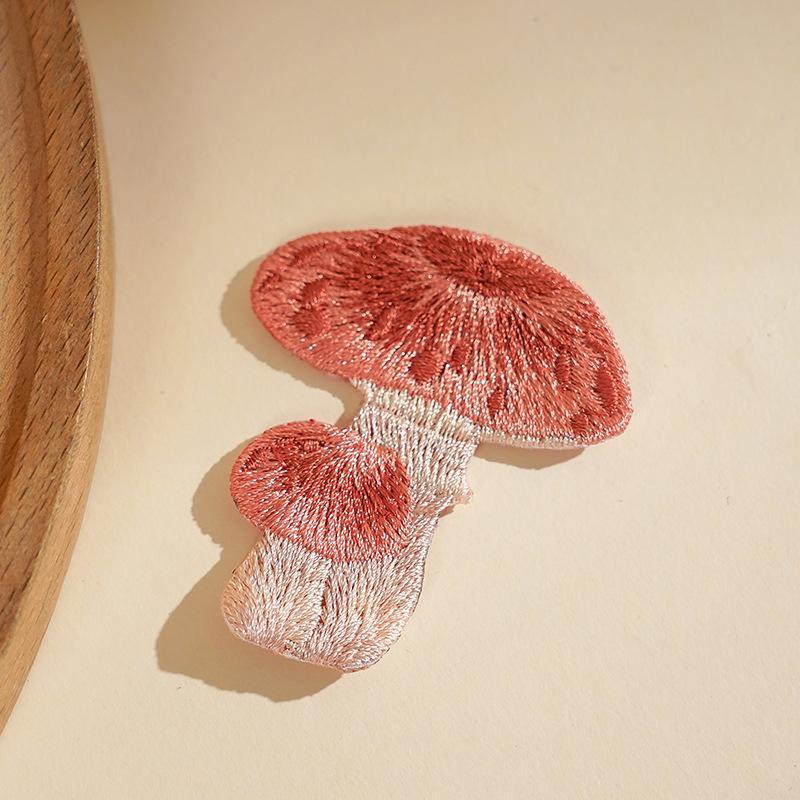 Exquisite Plant Colored Mushroom Embroidery Iron On Pudding Countryside Style Girls' Shoulder Bag Diy Decoration Badge