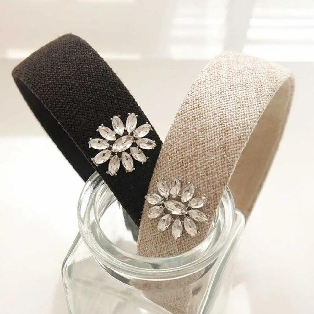 J Lauren Fabric Flower White Cubic Point Hairband H0863 beige