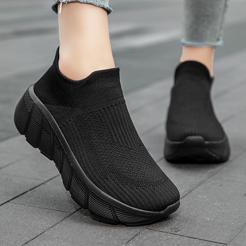 Knitted Socks Shoes Men Women Fashion Platform Shoes Lightweight Breathable Slip-on Casual Walking Shoes