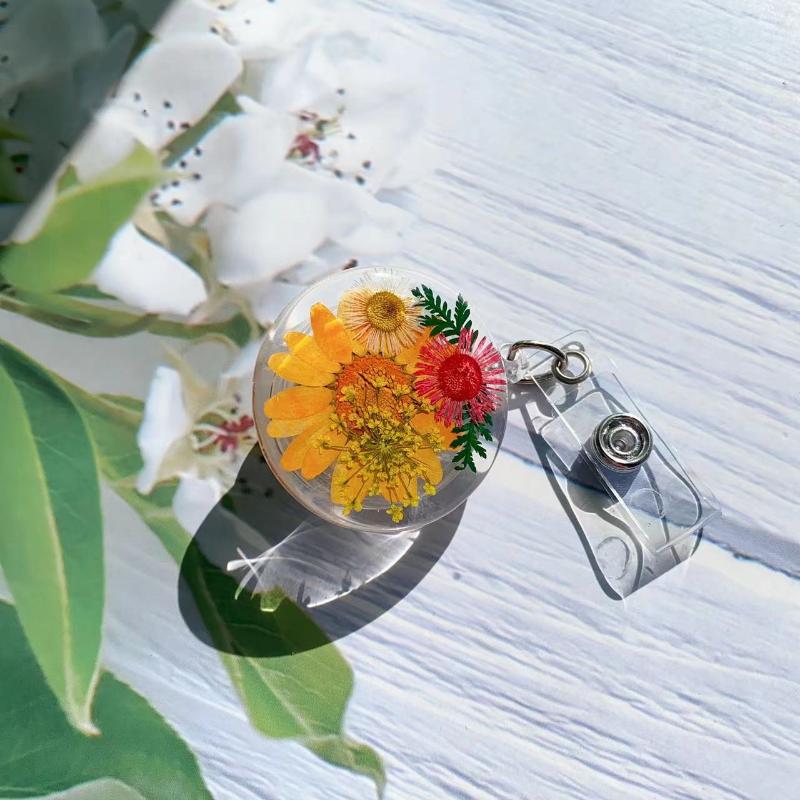 Transparent Dried Leaf Flower ID Card Clip Badge Reel Floral creative Resin Badge Holder Work Badge Gfit for Doctor Nurse