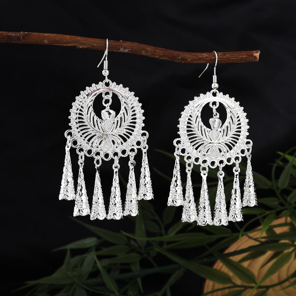Miao Silver Tassel Earrings: Ethnic Style, Fashionable Exaggeration, Light Luxury Design