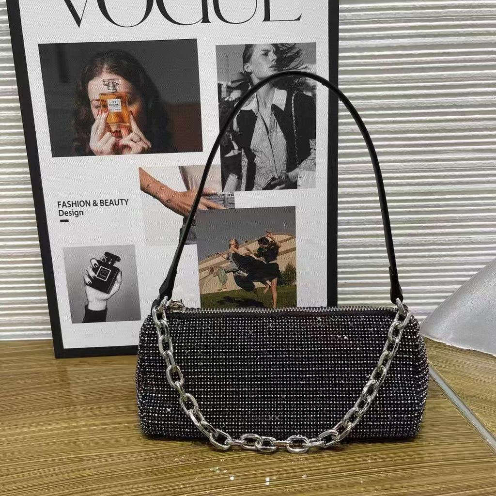 Sparkly Rhinestone Women's Crossbody Evening Bag - Trapezoid Shape, Chain Strap, Underarm Style