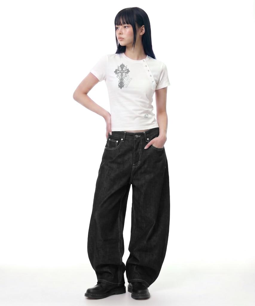 Damiswi Vintage Cross Diagonal Button T-Shirt_Ivory