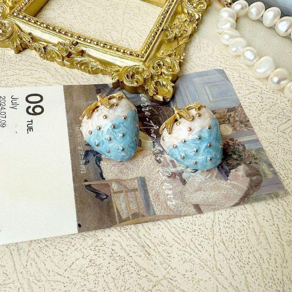 Enamel Sweet Strawberry Earring Elegant Metal Stud Earrings Strawberry-shaped Earrings Seaside