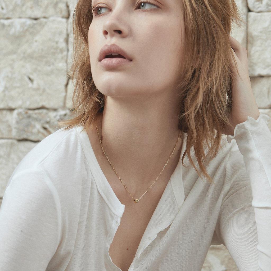 Love Lettering Mother Necklace, Letter Heart-Shaped 26-Letter Pendant, Neck Chain, Simple Collarbone Chain.