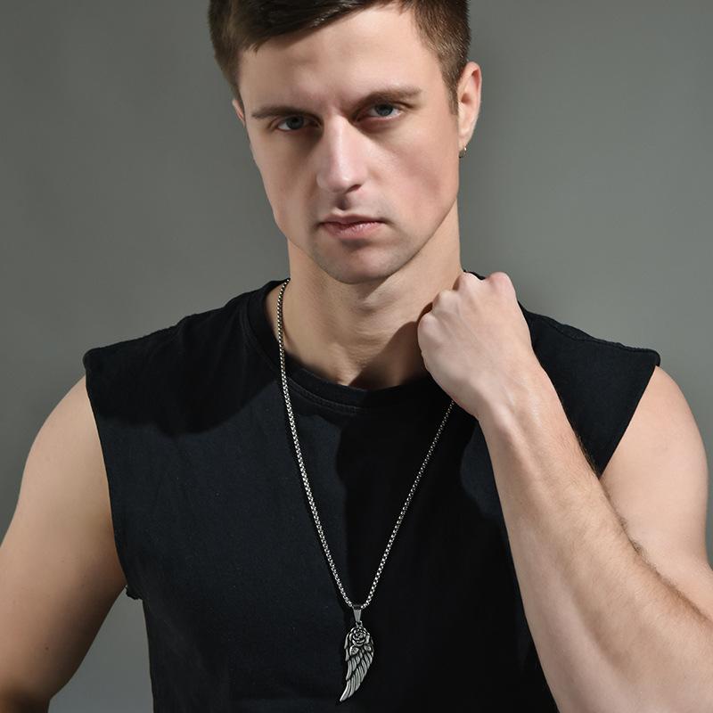 Vintage Angel Wings Necklace Men'S Titanium Steel Cast Feather Pendant Men'S Ladies Fashion Personality Necklace