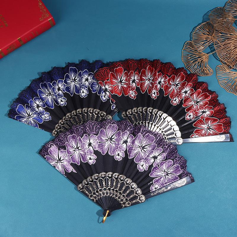 Chinese Style Silk Fabric Fan Folding Fan Wedding Fan Art Gifts Dance Hand Fan Vintage Folding Flower Fan Ancient Hanfu Fan