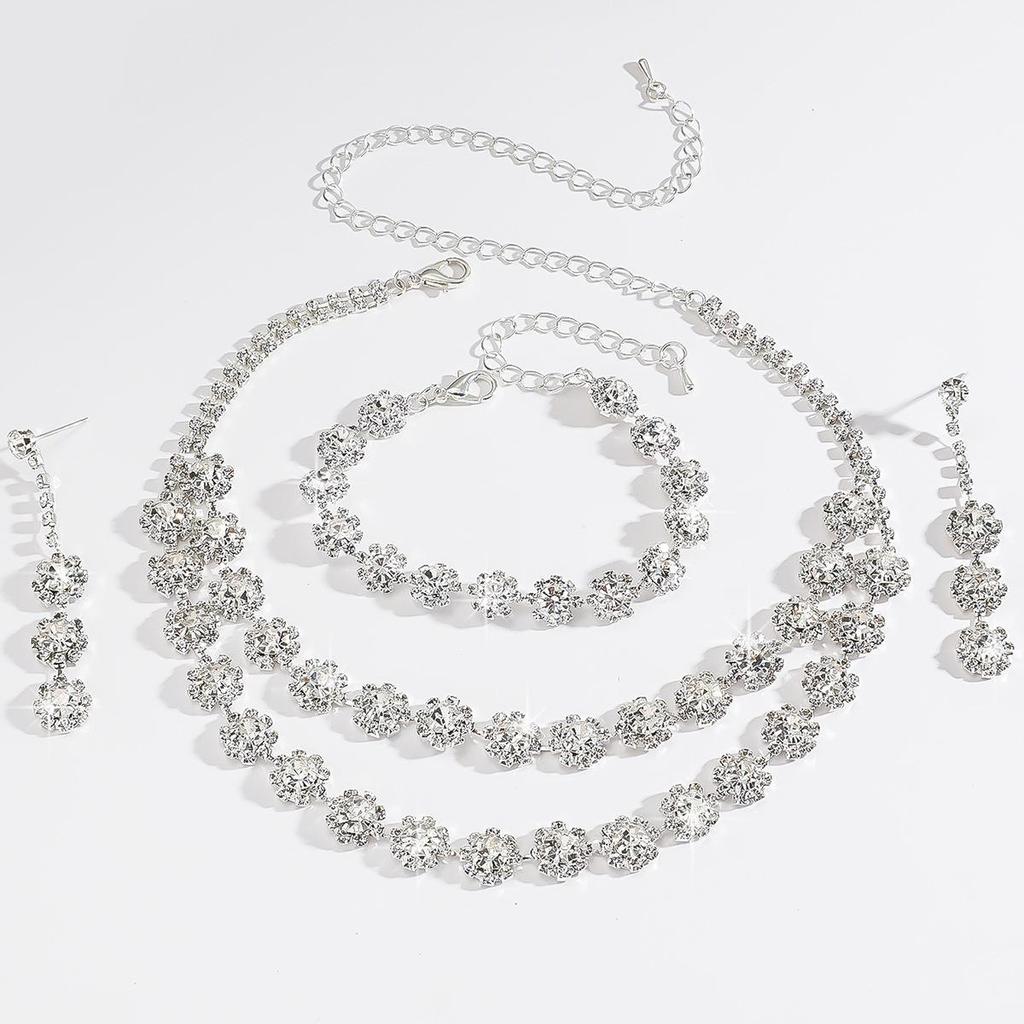 Strass Brautschmuck Set: Halskette, Ohrringe, Armband