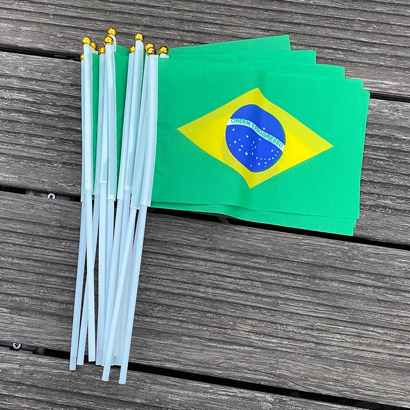 

xvggdg 100pcs 14 * 21cm Promotion Wholesale Brazil Hand flag Waving National Flag 14 by 21cm