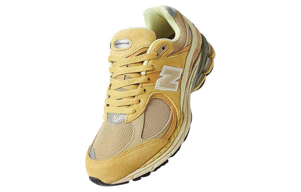 2002R Auralee x 2002R New Balance 'Sand' M2002RE1
