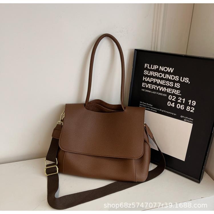 Retro casual versatile tote bag 2025 new commuter shoulder bag high-end niche design crossbody bag