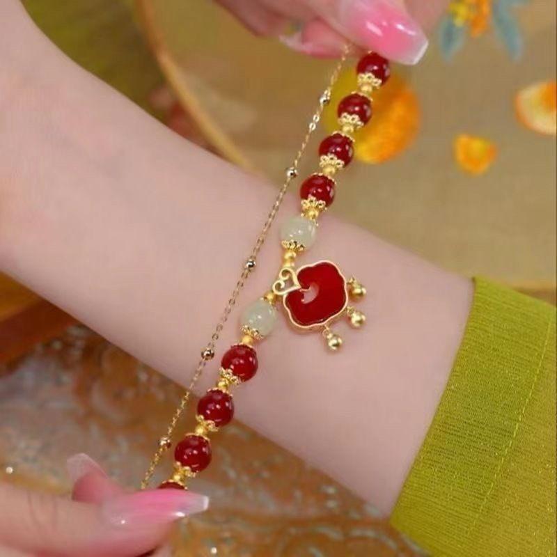 Nouveau Collier Lapin de Jade Design de Niche Bracelet Bracelet Femme Lapin Trois pièces Lapin Vie Bijoux