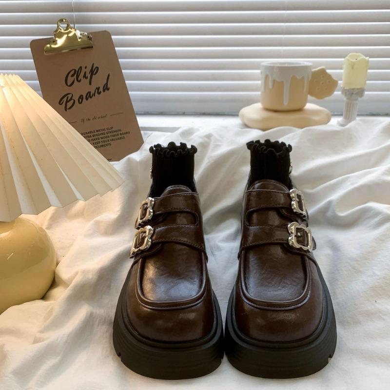 

Autumn new women s thick heel platform retro fashion small Mary Jane small leather shoes 40