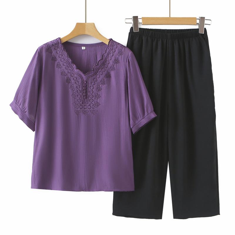 Summer Casual Short-sleeved T-shirt Suit for Women, Loose Large Size Thin V-neck Top Shirt Two-piece Set