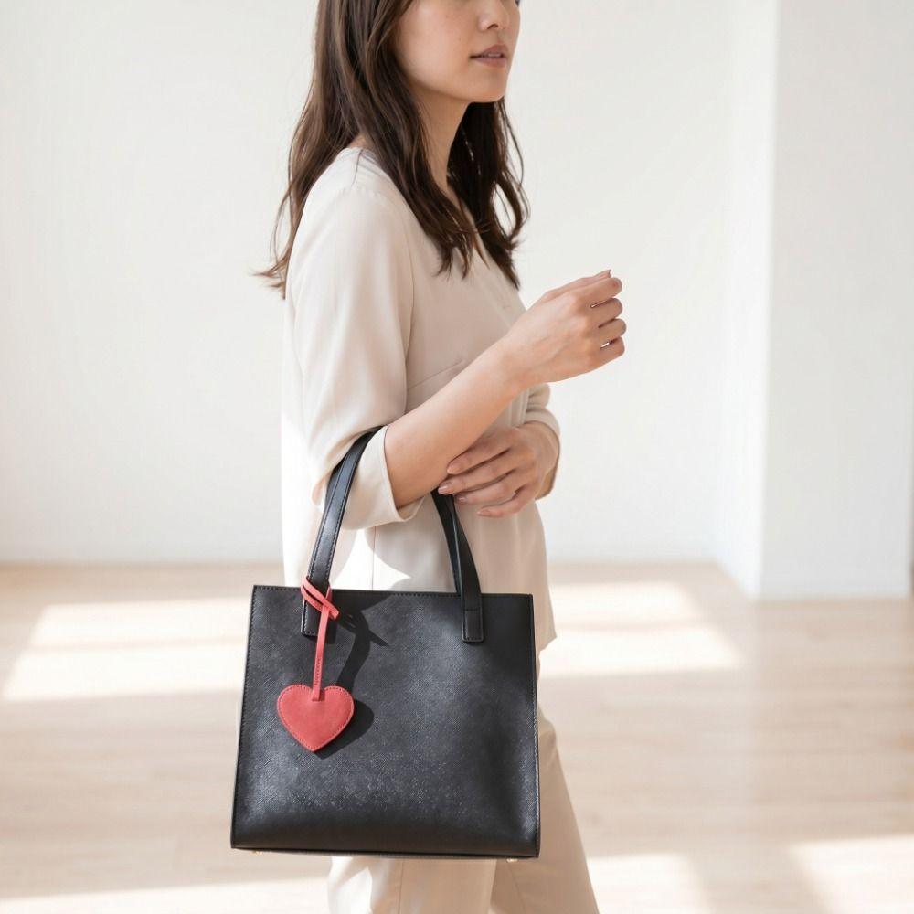 Heart Shaped Pu Love Keychain Hanger Bag Charm Cute Pu Leather Heart Pendant Women
