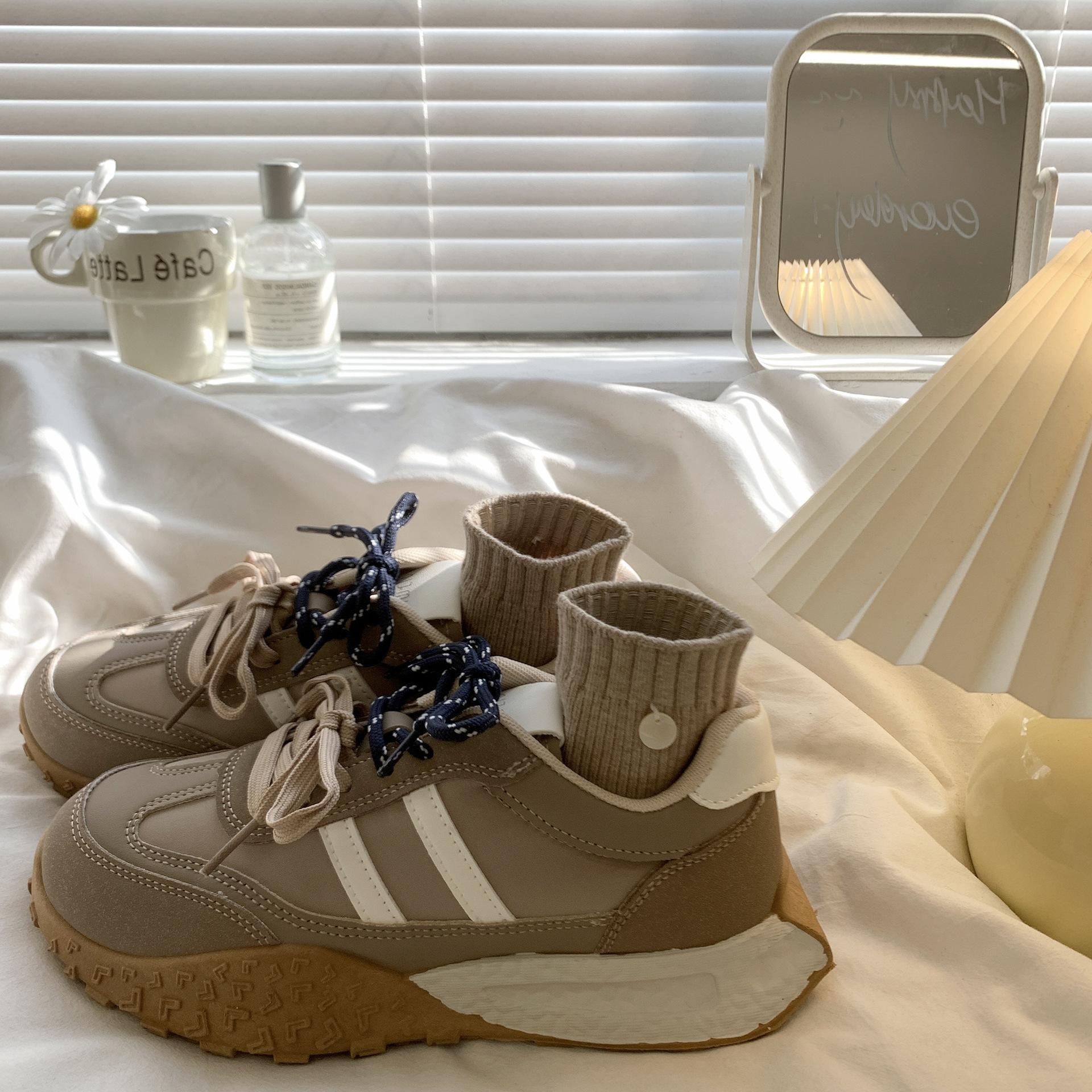 

Muffin platform sports casual shoes women s 2025 autumn new retro versatile height-increasing Forrest Gump training shoes dad shoes 35 хаки