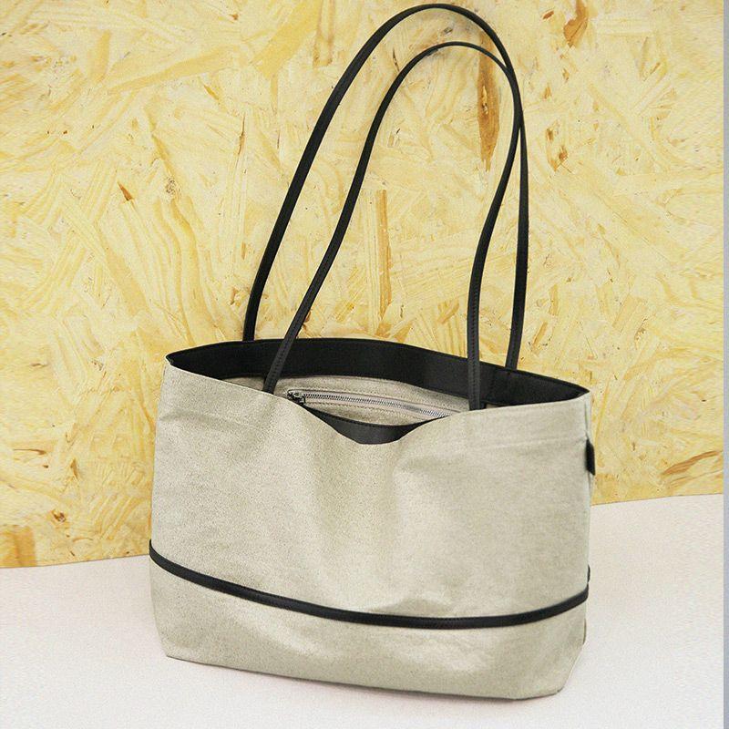 

Linen Tote Bag Women s 2025 New Japan fashion Idle Style Large Capacity Cotton and Linen Shoulder Bag Commuter Handbag Light beige