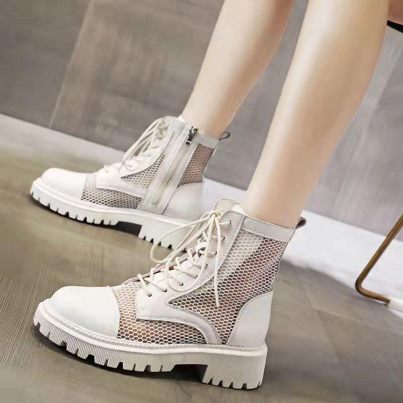 

Высокие бедра Doc Martens