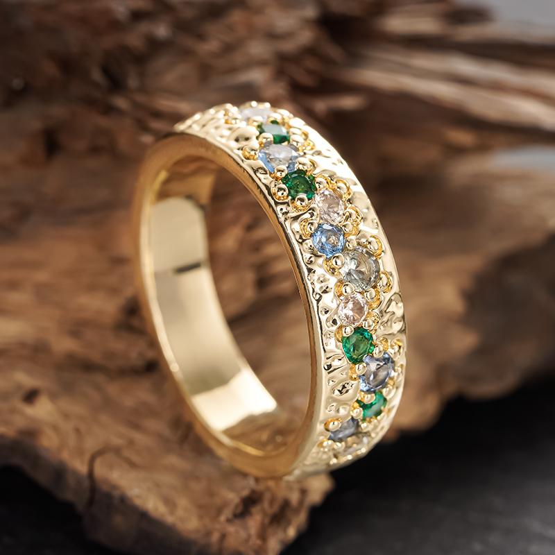 Huitan Luxury Women Gold Color Ring Inlaid Brilliant Multiple Colors CZ Trendy Wedding Accessories for Lady Elegant Chic Jewelry