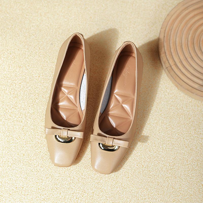 

French low-heeled light-mouth single shoes 2025 new spring and autumn Huizhou women s shoes soft leather square head not tired feet high heels thi 40 абрикосовый