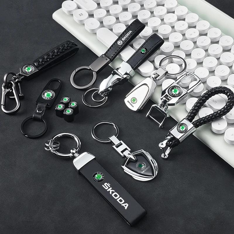 Car Metal Keychain Leather Key Ring 3D Logo Key Case Car Styling For Skoda Octavia 2 3 Kodiaq Rapid A5 A7 Fabia Karoq Accessorie wsjn67