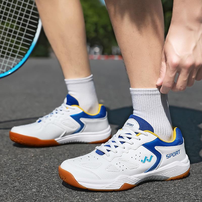 Badminton Shoes New Light Casual Non-slip Large Size Table Tennis Wear-resistant Sneakers Professional Training Tennis Sneakers