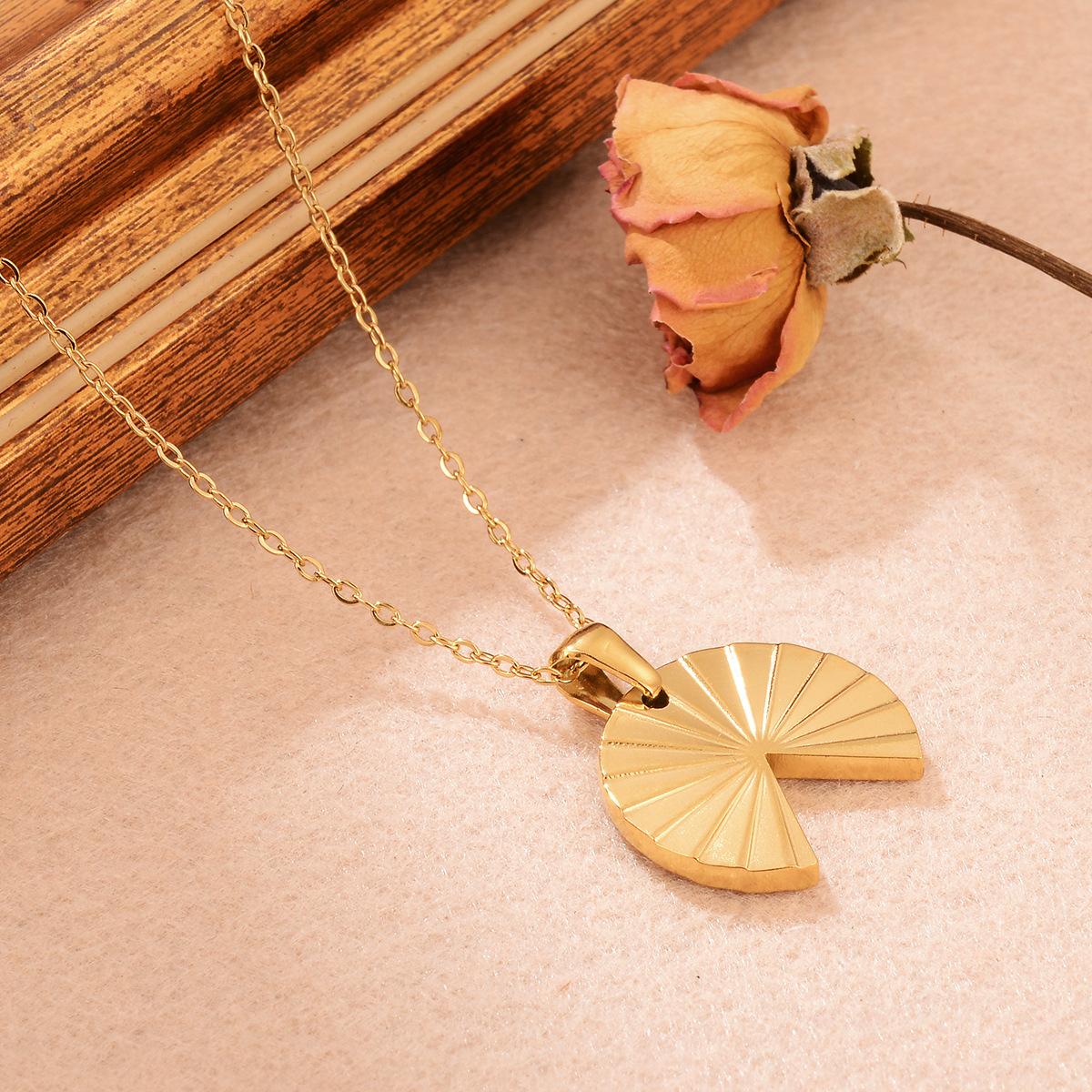 

ins fashion high sense stainless steel irregular multi-layer hollow geometric pattern retro fashion necklace women