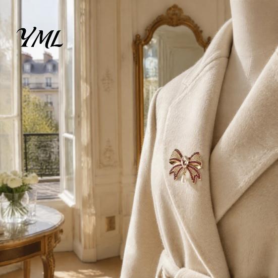 Alloy Lapel Pin Retro Rhinestone Bow Brooch, Bowknot with Waterdrop Faux Pearl, Metal Brooch Women Jewelry Accessories for Wedding Party Daily