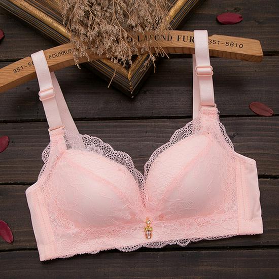 

Білий бюстгальтер із підкладкою Yijiawen: Зібраний дизайн, без сталевого кільця, сексуальний верх, товстий низ, ідеально підходить для маленьких грудей і молодих жінок. 80B