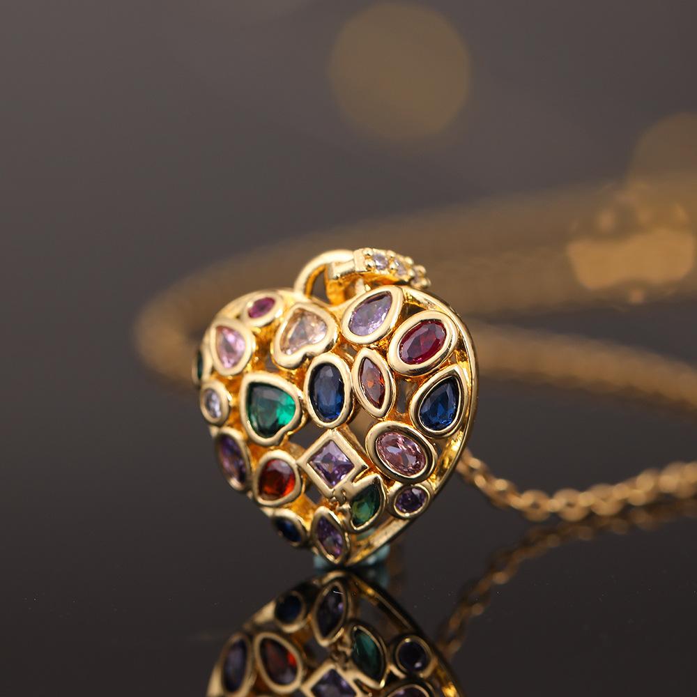 Colored Copper Zircon Love Necklace Fashionable and Versatile Style Clavicle Chain Necklace