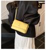 Premium Sense of Foreign Style Small Bag Women's Summer Versatile 2025 New Fashion Shoulder Messenger Bag Popular Small Square Bag